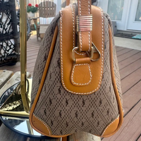 Yves Saint Laurent Vintage Elegant Tan and Brown Designer Cross Body Bag - Picture 5 of 12
